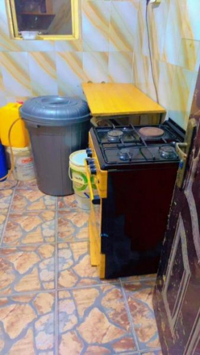 Service apartment